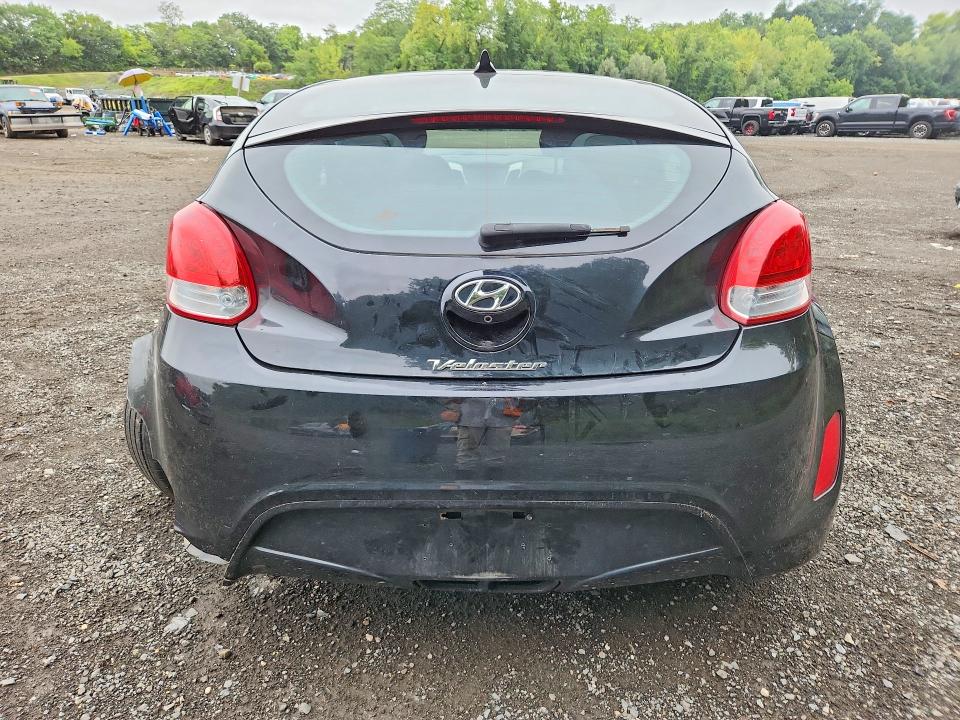 Продаж на аукціоні авто 2017 Hyundai Veloster, vin: KMHTC6AD8HU324354, номер лоту: 67421976