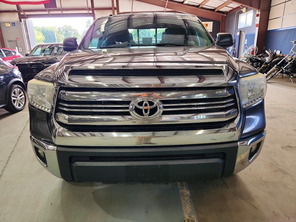 2017 Toyota Tundra მანქანა იყიდება აუქციონზე, vin: 5TFUM5F16HX070432, აუქციონის ნომერი: 69323296