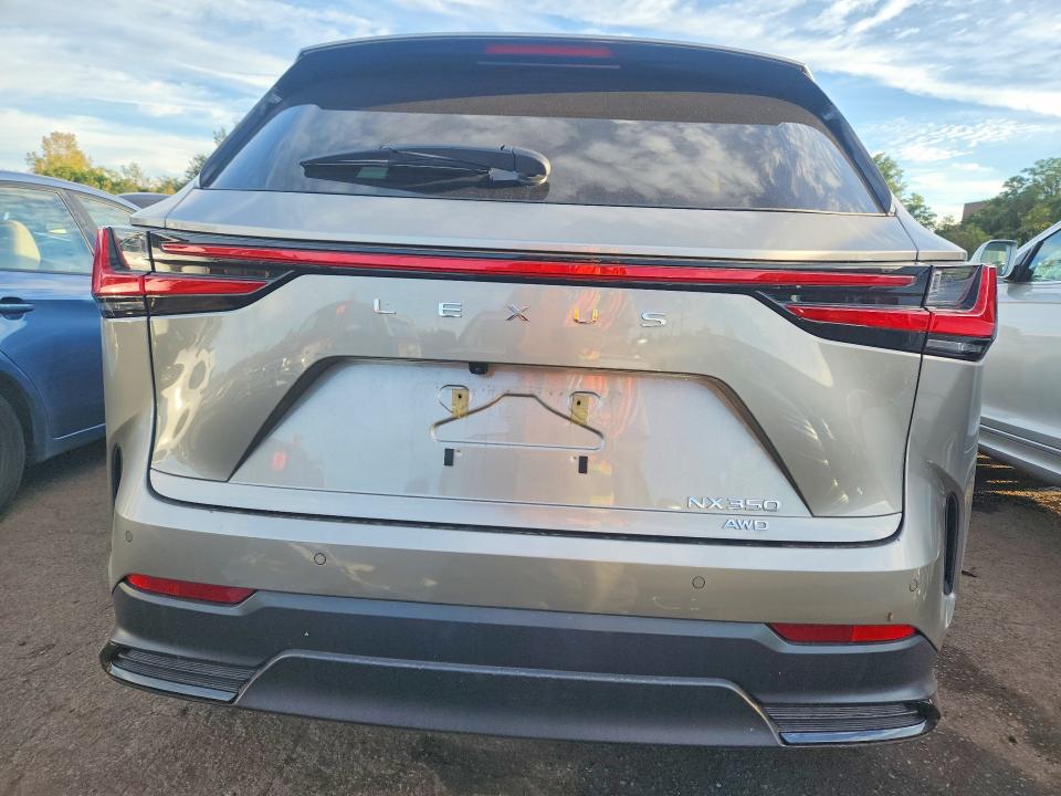 70455426 :رقم المزاد ، 2T2AGCEZ4TC104487 vin ، 2026 Lexus Nx 350 مزاد بيع