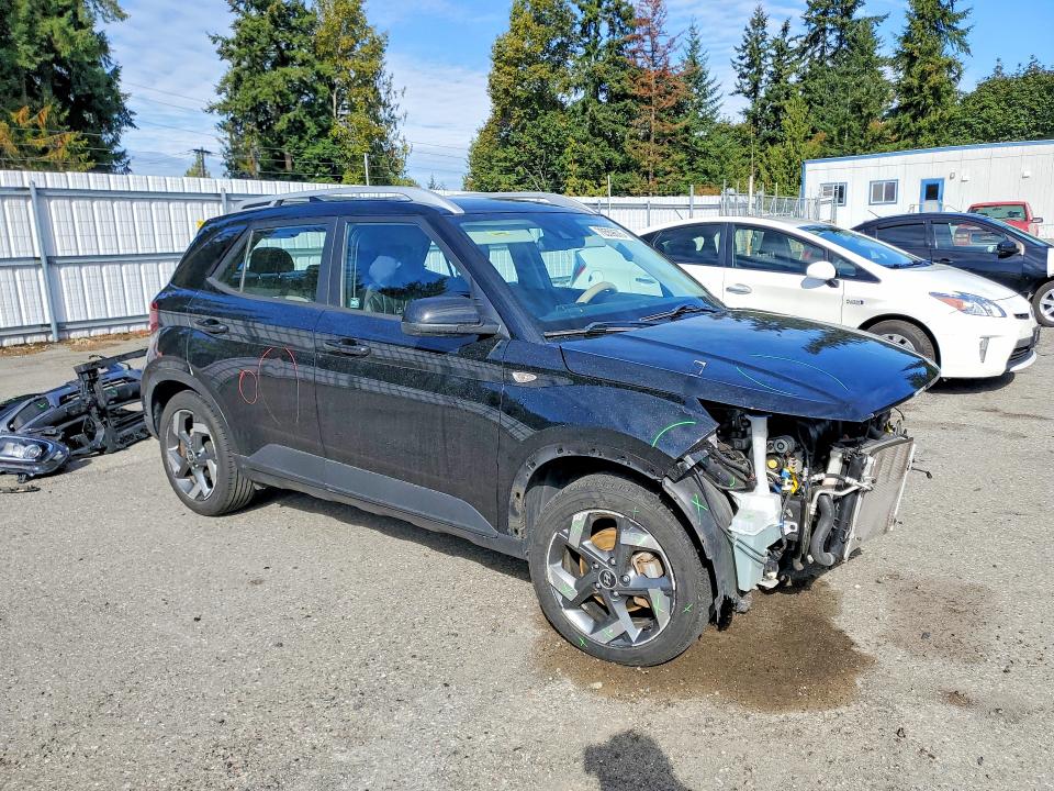 70559676 :رقم المزاد ، KMHRC8A33MU073038 vin ، 2021 Hyundai Venue مزاد بيع