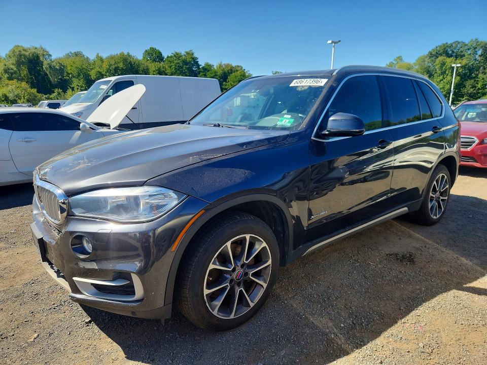 68617396 :رقم المزاد ، 5UXKR0C58H0U50575 vin ، 2017 Bmw X5 مزاد بيع