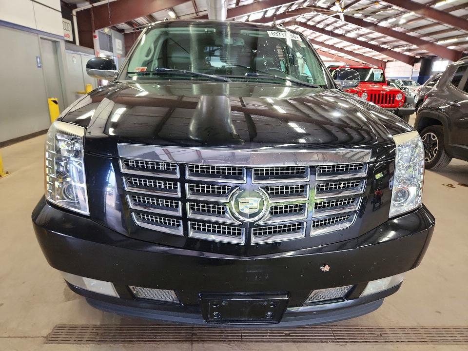 Продаж на аукціоні авто 2008 Cadillac Escalade, vin: 3GYFK62828G166452, номер лоту: 69217496