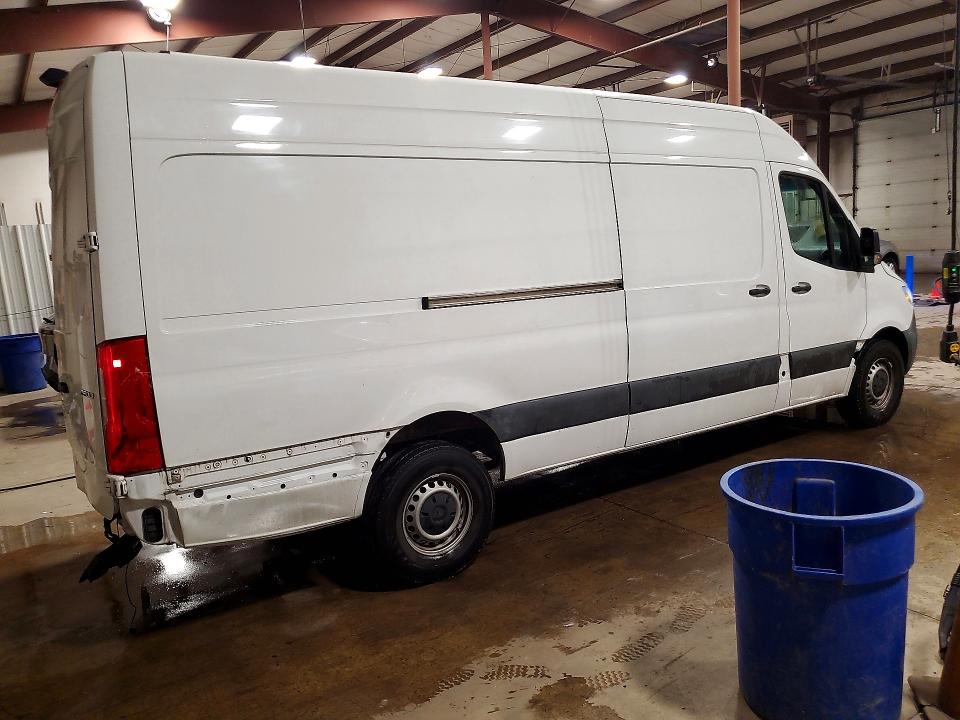 69431876 :رقم المزاد ، W1Y4NCHY7PT125595 vin ، 2023 Mercedes-benz Sprinter مزاد بيع