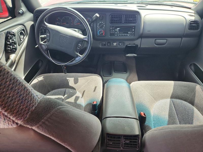 68167066 :رقم المزاد ، 1B4HR28Y9XF698384 vin ، 1999 Dodge Durango مزاد بيع