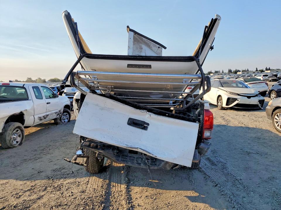 2018 Toyota Tacoma მანქანა იყიდება აუქციონზე, vin: 5TFRX5GN4JX123018, აუქციონის ნომერი: 68412216