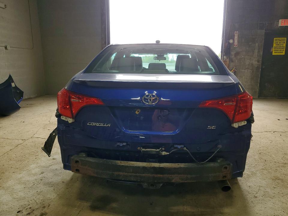 2018 Toyota Corolla მანქანა იყიდება აუქციონზე, vin: 2T1BURHE4JC077804, აუქციონის ნომერი: 69809036