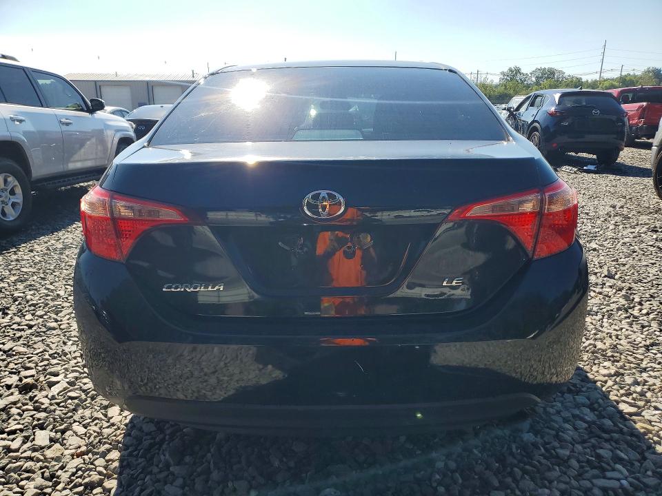 67957906 :رقم المزاد ، 5YFBURHE2HP603356 vin ، 2017 Toyota Corolla مزاد بيع