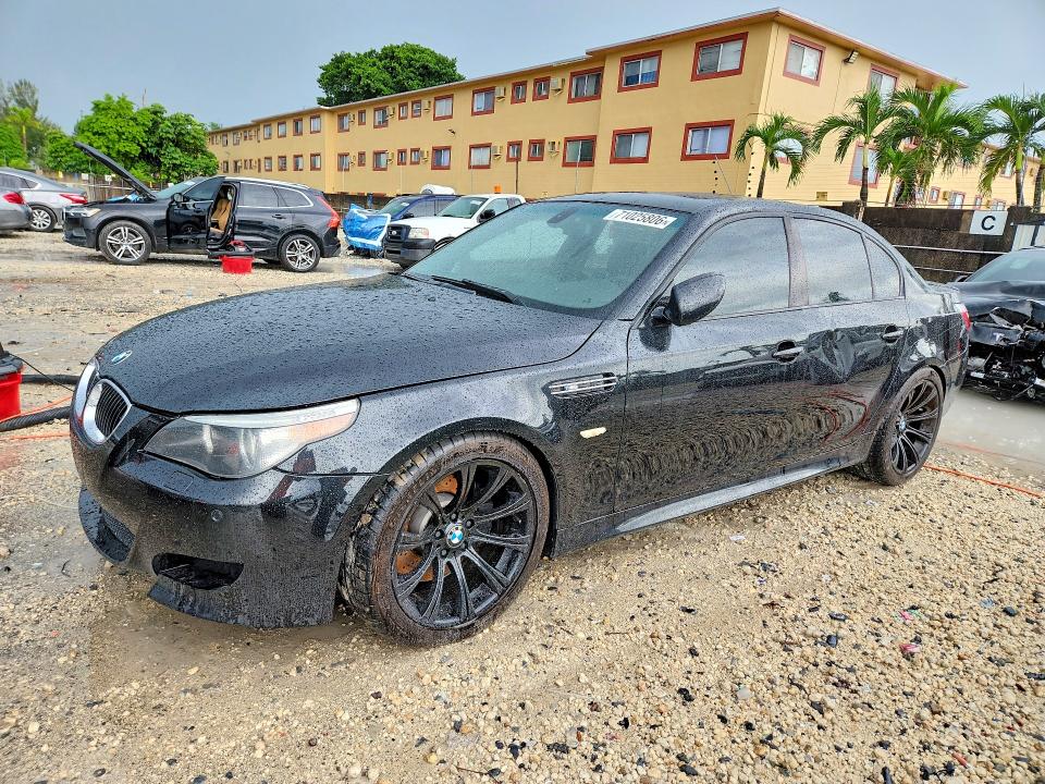 Продажа на аукционе авто 2006 Bmw M5, vin: WBSNB93596B581533, номер лота: 71025806