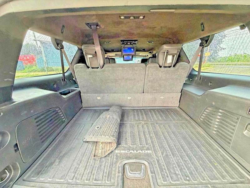 Продажа на аукционе авто 2020 Cadillac Escalade, vin: 1GYS4KKJ2LR110640, номер лота: 69610256