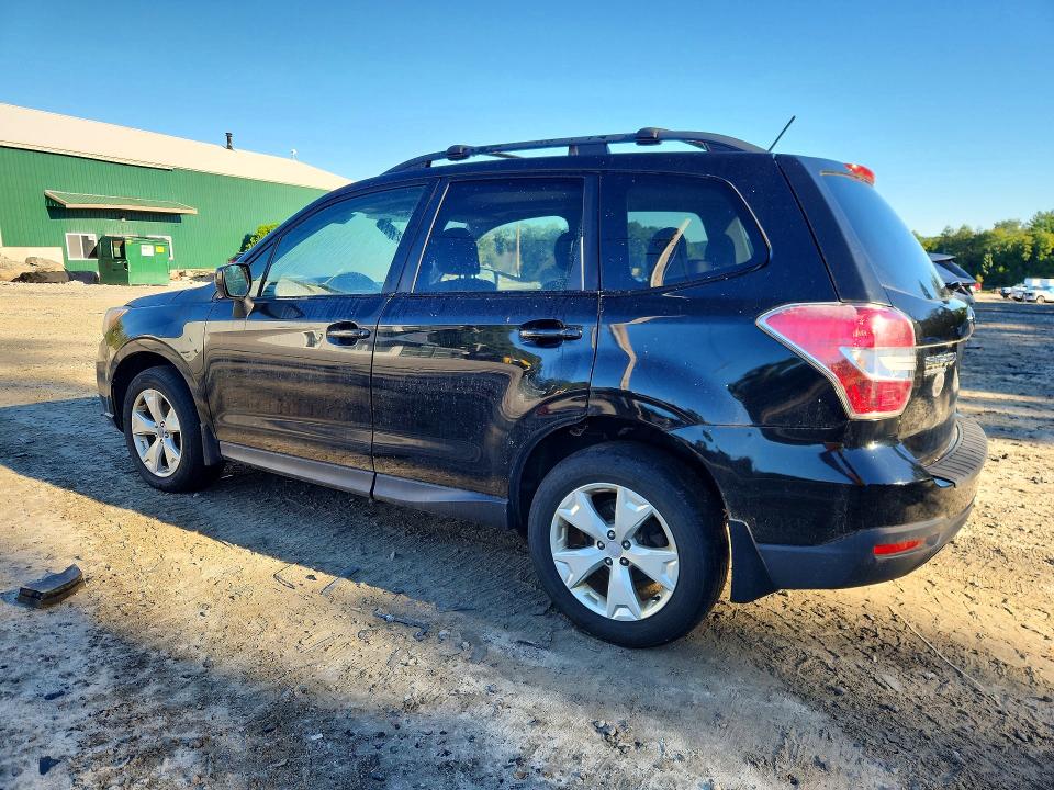 69134046 :رقم المزاد ، JF2SJADC5FH572662         vin ، 2015 Subaru Forester مزاد بيع