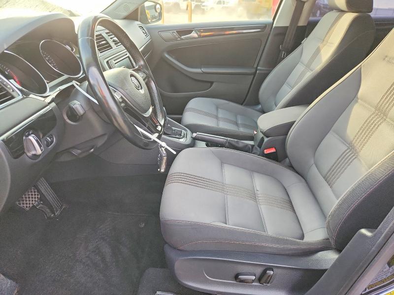 2017 Volkswagen Jetta მანქანა იყიდება აუქციონზე, vin: 3VWDB7AJ7HM387471, აუქციონის ნომერი: 69584566