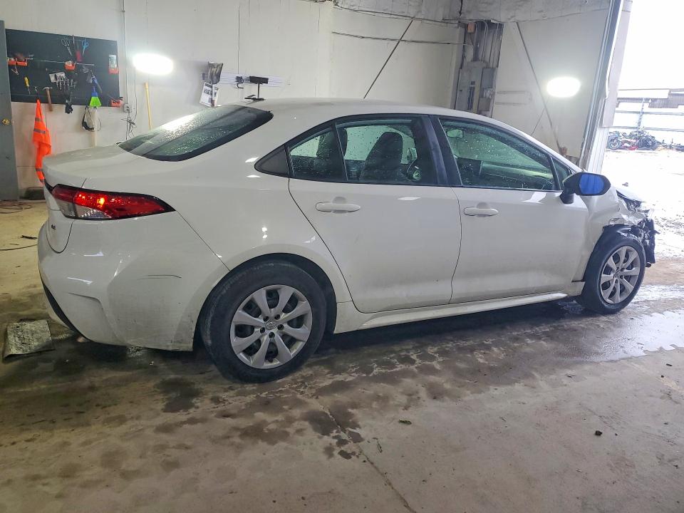 68361426 :رقم المزاد ، 5YFEPMAE6MP213789 vin ، 2021 Toyota Corolla مزاد بيع