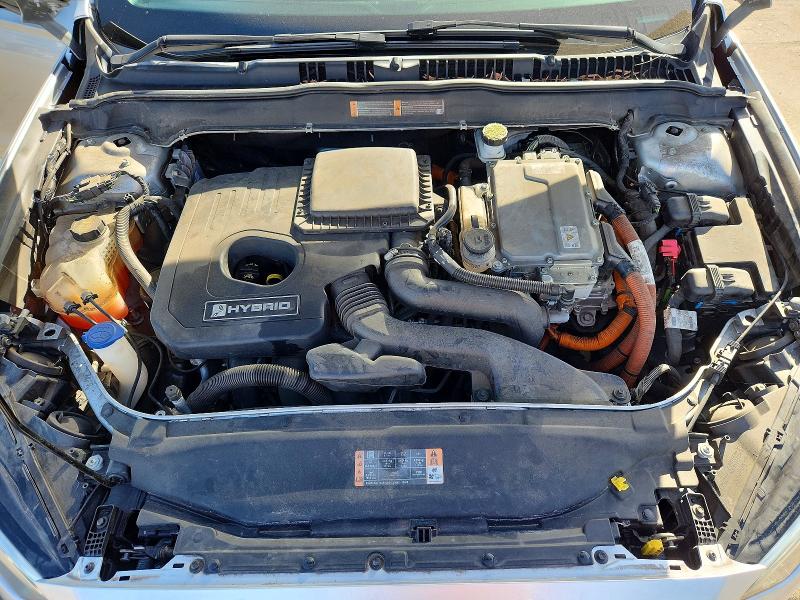 70702566 :رقم المزاد ، 3FA6P0UUXJR227125 vin ، 2018 Ford Fusion مزاد بيع