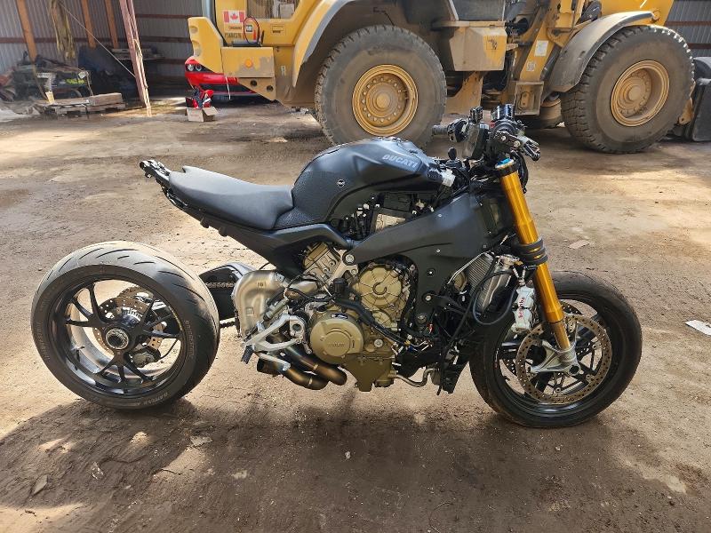 Aukcja sprzedaży 2021 Ducati Street Fighter V4, vin: ZDMFAKNW1MB007005, numer aukcji: 63160216
