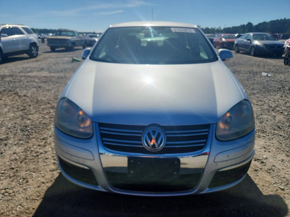 2010 Volkswagen Jetta მანქანა იყიდება აუქციონზე, vin: 3VWJX7AJ4AM001874, აუქციონის ნომერი: 67653876