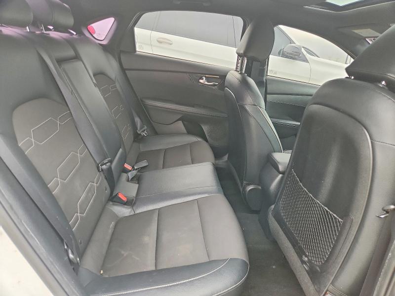 2020 Kia Forte მანქანა იყიდება აუქციონზე, vin: 3KPF34AD4LE198832, აუქციონის ნომერი: 70541226