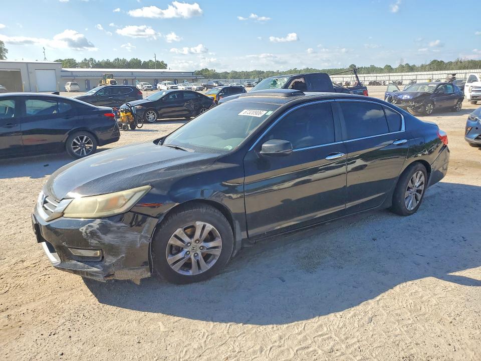 Auction sale of the 2013 Honda Accord, vin: 1HGCR2F86DA086007, lot number: 67320906