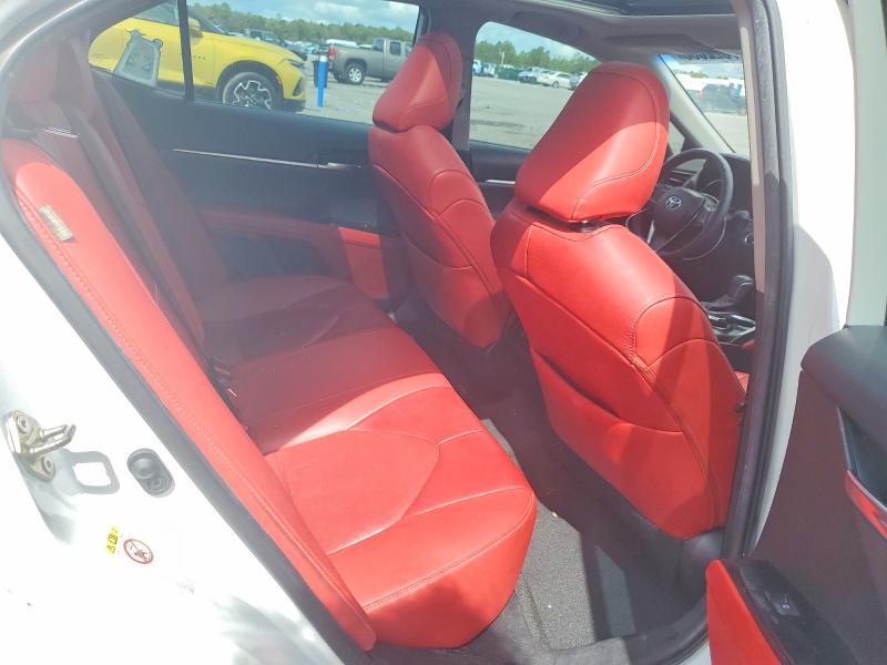Продажа на аукционе авто 2019 Toyota Camry, vin: 4T1B61HK4KU219084, номер лота: 67622056