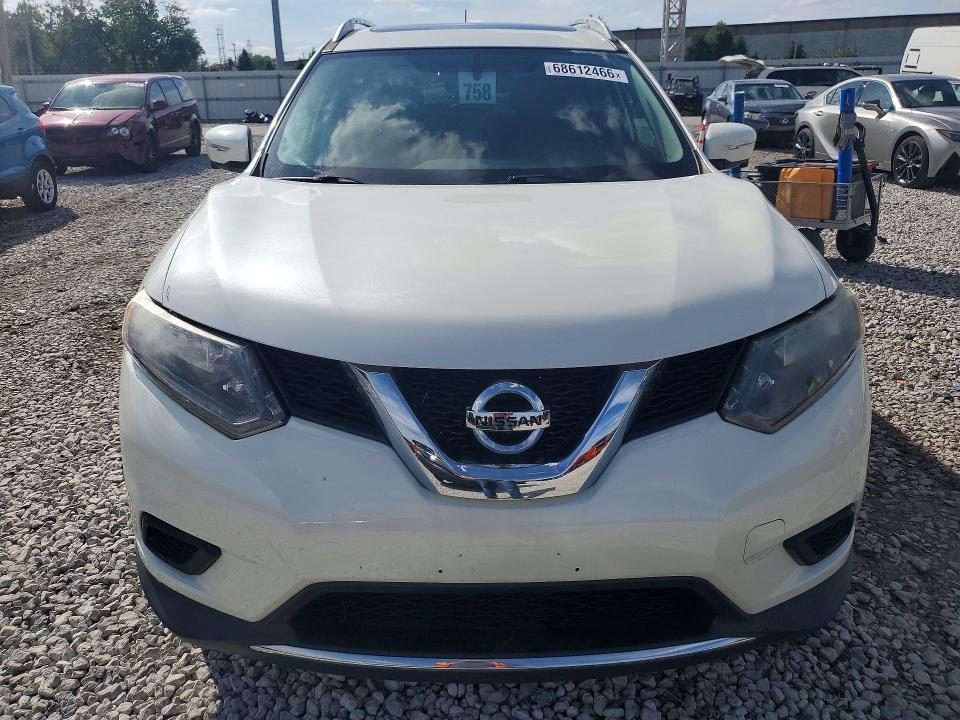 Продажа на аукционе авто 2015 Nissan Rogue, vin: 5N1AT2MVXFC899885, номер лота: 68612466