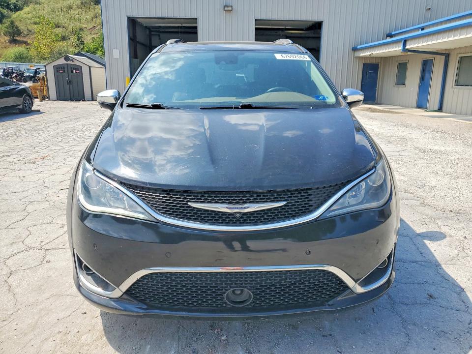 Продаж на аукціоні авто 2018 Chrysler Pacifica, vin: 2C4RC1GG3JR155236, номер лоту: 67692066