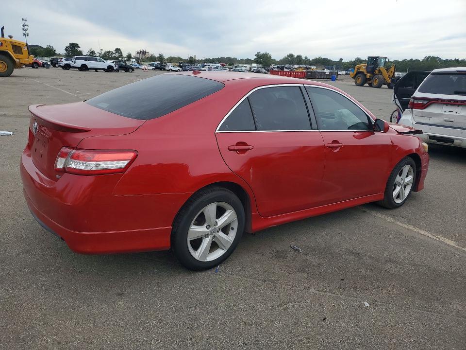 Aukcja sprzedaży 2011 Toyota Camry, vin: 4T1BF3EK1BU682803, numer aukcji: 70044806