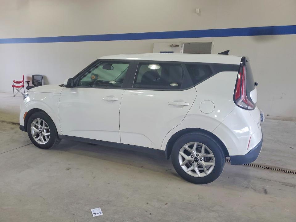 69842986 :رقم المزاد ، KNDJ23AU4P7876184 vin ، 2023 Kia Soul مزاد بيع