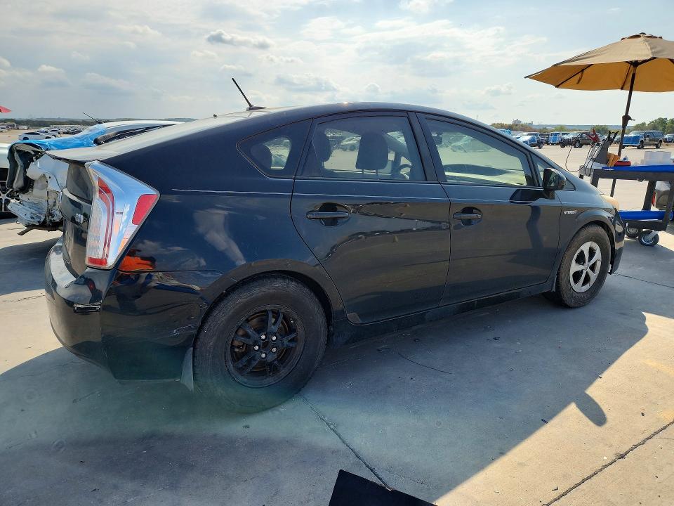 70858516 :رقم المزاد ، JTDKN3DU3D5565165 vin ، 2013 Toyota Prius مزاد بيع