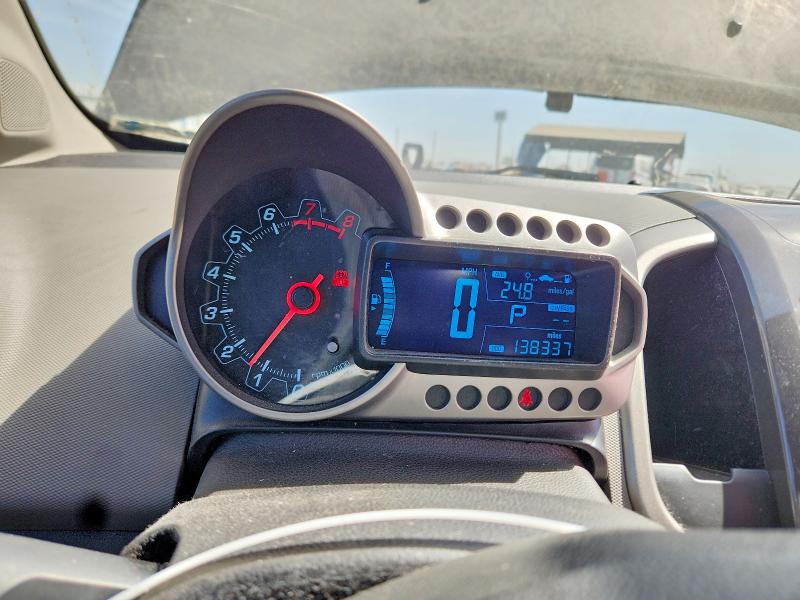 67939896 :رقم المزاد ، 1G1JE5SB1G4146825 vin ، 2016 Chevrolet Sonic مزاد بيع