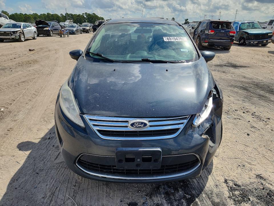 69194766 :رقم المزاد ، 3FADP4BJ1BM171064 vin ، 2011 Ford Fiesta مزاد بيع