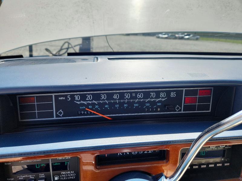 1990 Cadillac Deville მანქანა იყიდება აუქციონზე, vin: 1G6CD5335L4300766, აუქციონის ნომერი: 65915376