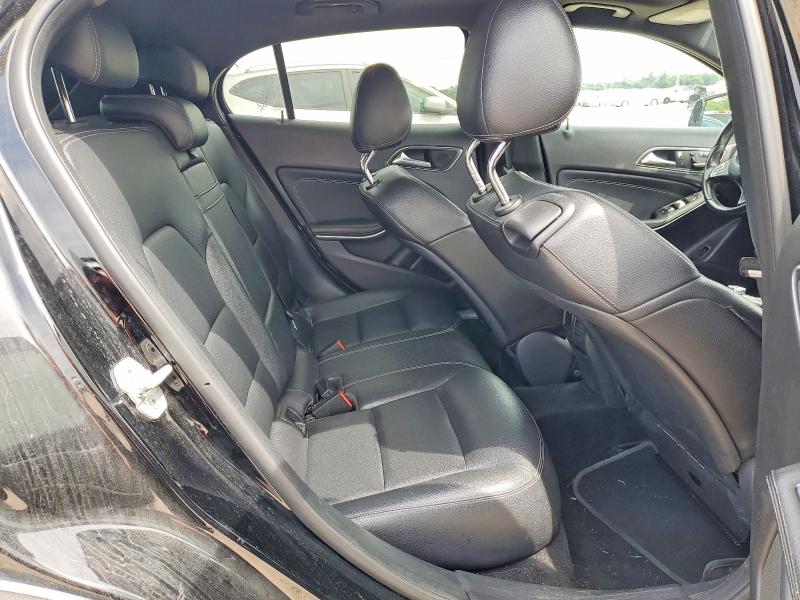 67528006 :رقم المزاد ، WDCTG4EB4GJ208570 vin ، 2016 Mercedes-benz Gla مزاد بيع