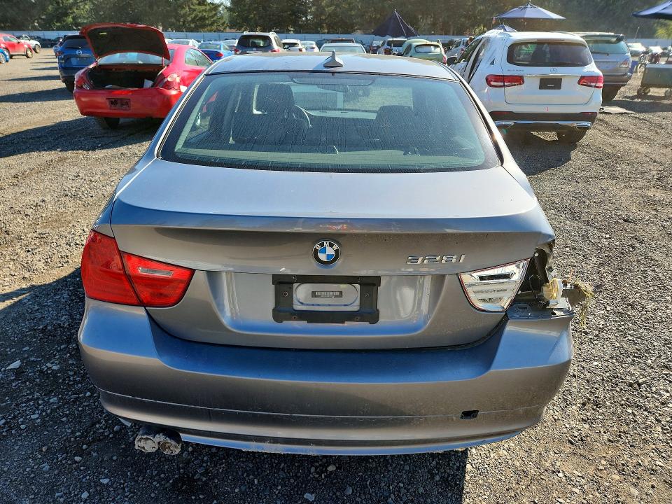 69156506 :رقم المزاد ، WBAPK5C55BF127353 vin ، 2011 Bmw 328 مزاد بيع