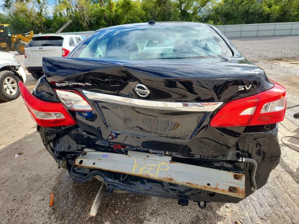 70114576 :رقم المزاد ، 3N1AB7AP1JY246097 vin ، 2018 Nissan Sentra مزاد بيع