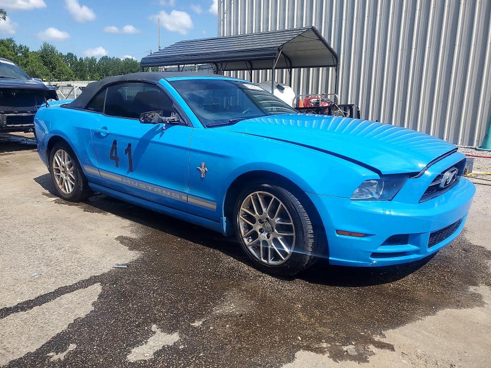 2013 Ford Mustang მანქანა იყიდება აუქციონზე, vin: 1ZVBP8EM1D5247211, აუქციონის ნომერი: 67289136