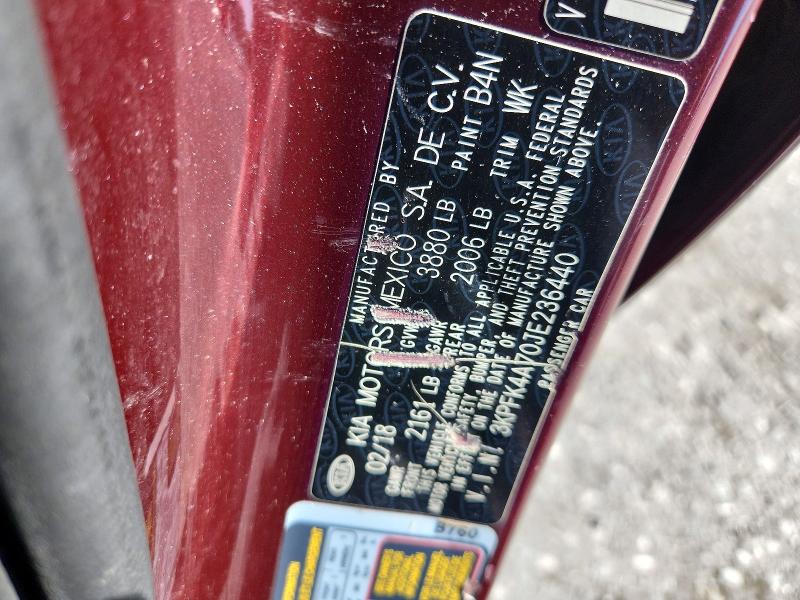 70703736 :رقم المزاد ، 3KPFK4A70JE236440 vin ، 2018 Kia Forte مزاد بيع