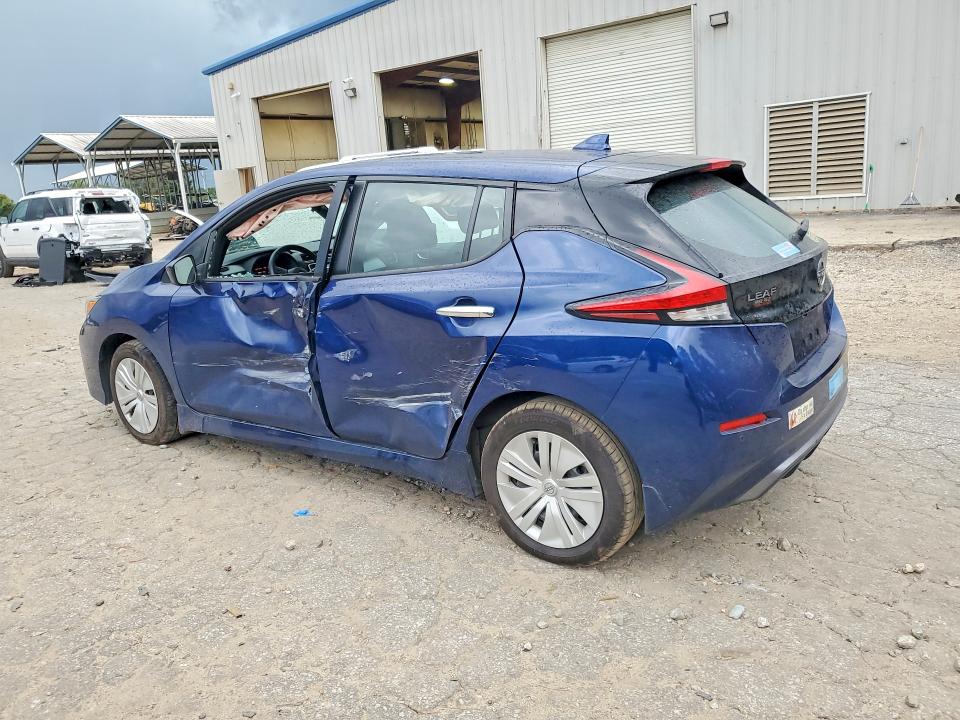 68366636 :رقم المزاد ، 1N4AZ1BV0PC556221 vin ، 2023 Nissan Leaf مزاد بيع