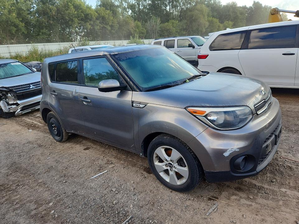 67997576 :رقم المزاد ، KNDJN2A23J7555602 vin ، 2018 Kia Soul مزاد بيع