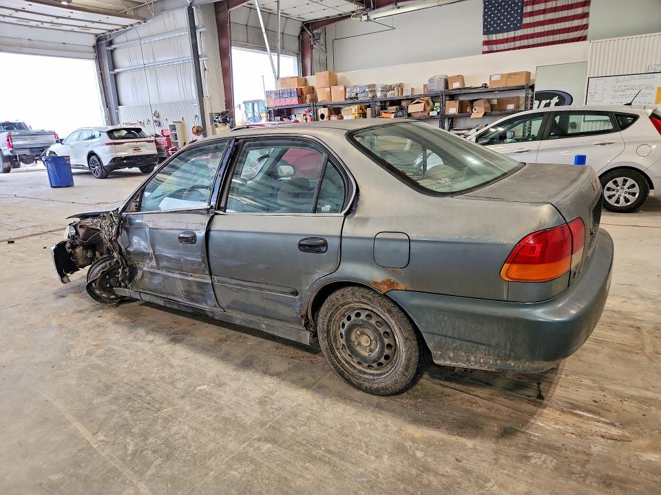 70331136 :رقم المزاد ، 2HGEJ6677WH586423 vin ، 1998 Honda Civic مزاد بيع