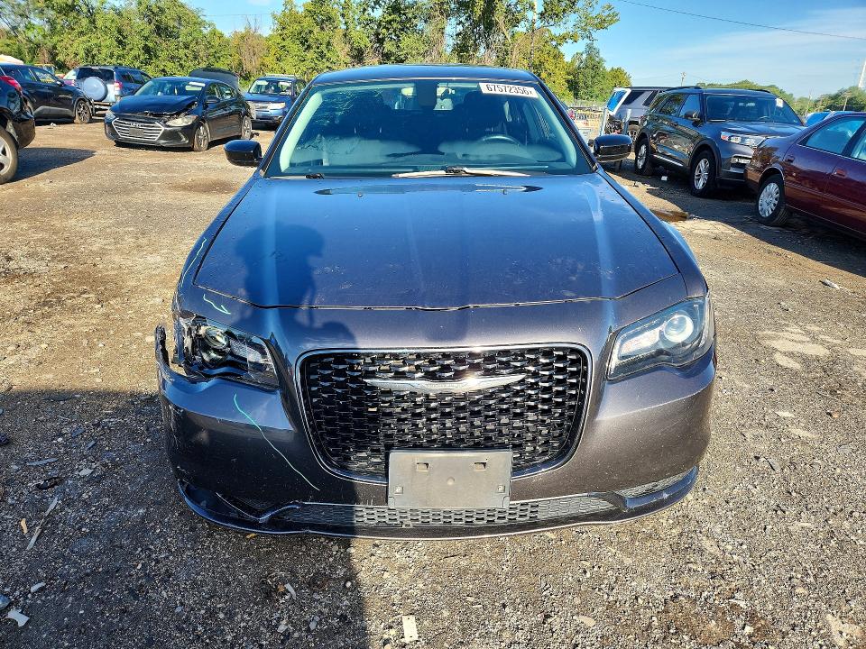 Aukcja sprzedaży 2019 Chrysler 300, vin: 2C3CCAAG7KH590402, numer aukcji: 67572356