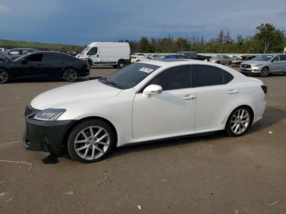 Продажа на аукционе авто 2013 Lexus Is, vin: JTHCF5C28D5061979, номер лота: 69672186
