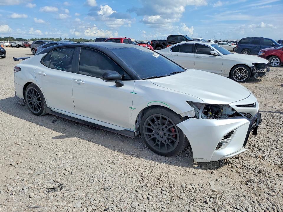 69291156 :رقم المزاد ، 4T1KZ1AK6MU054031 vin ، 2021 Toyota Camry مزاد بيع
