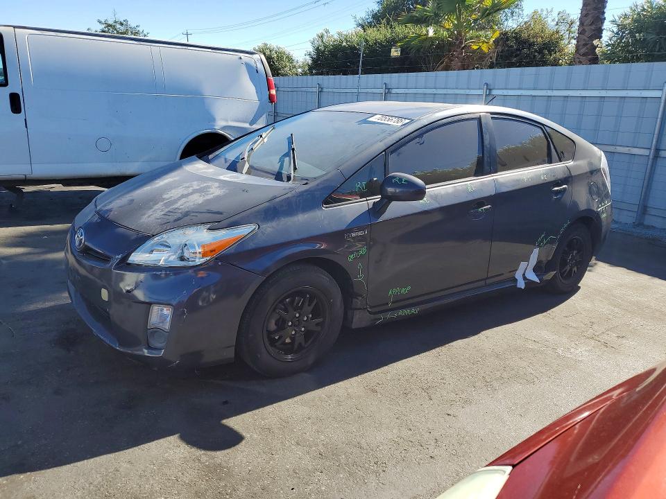 70556786 :رقم المزاد ، JTDKN3DU8E1761174 vin ، 2014 Toyota Prius مزاد بيع