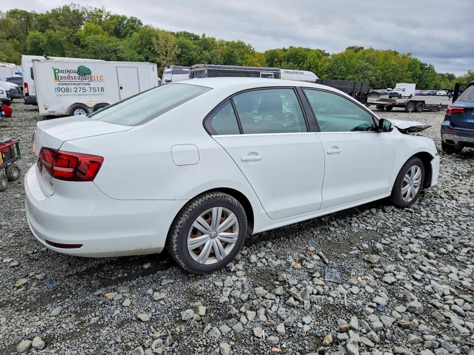 70650926 :رقم المزاد ، 3VW2B7AJ5HM400726 vin ، 2017 Volkswagen Jetta مزاد بيع