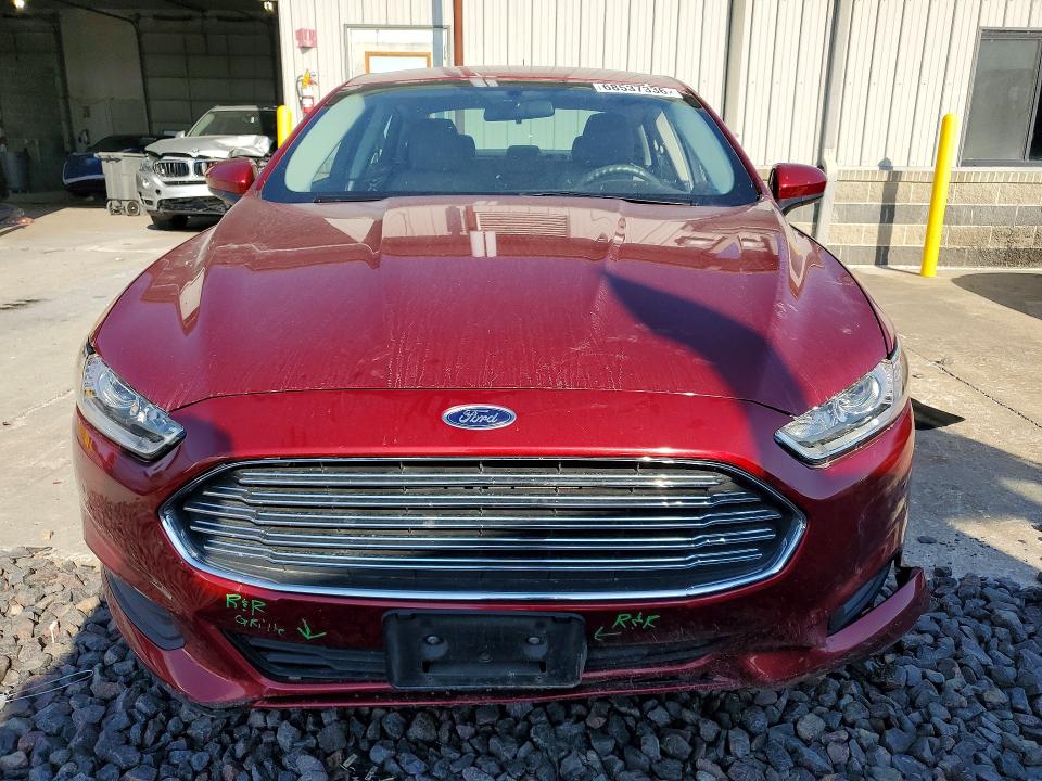 68537336 :رقم المزاد ، 3FA6P0G71GR222815 vin ، 2016 Ford Fusion مزاد بيع