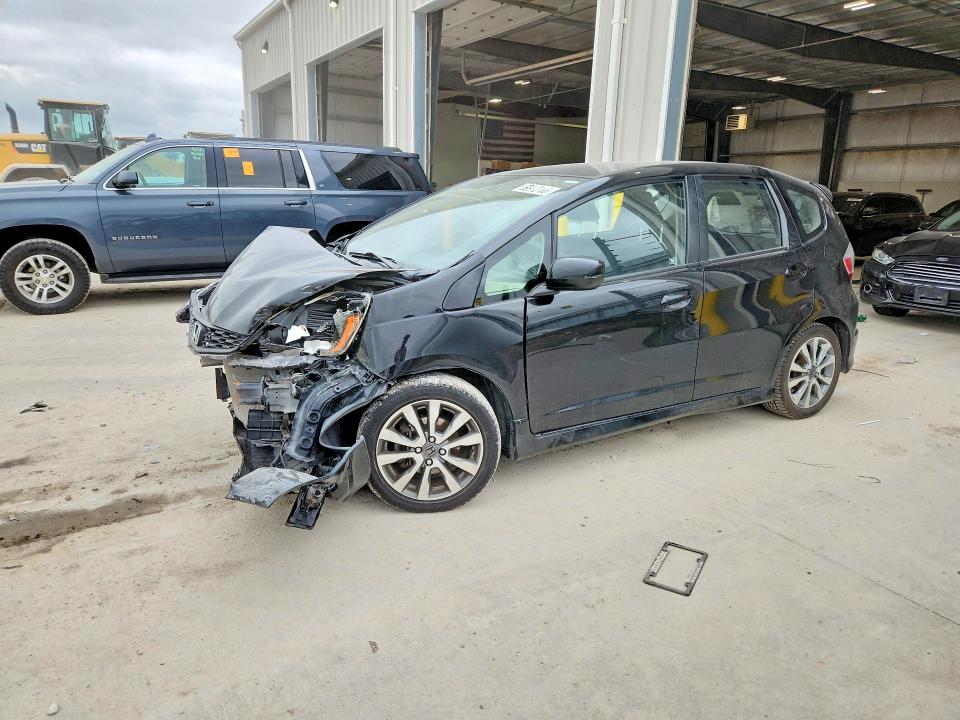 Продажа на аукционе авто 2013 Honda Fit, vin: JHMGE8H57DC006167, номер лота: 69912106