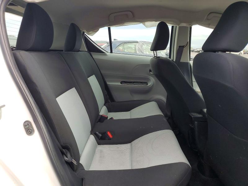 2013 Toyota Prius C მანქანა იყიდება აუქციონზე, vin: JTDKDTB38D1038064, აუქციონის ნომერი: 68203696