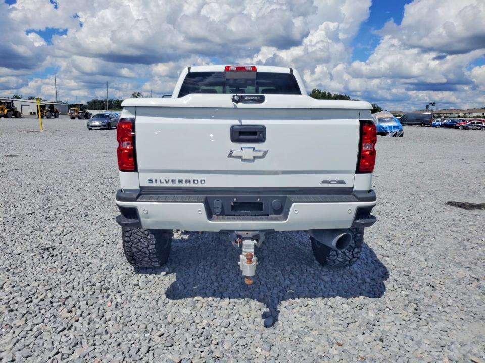 Продажа на аукционе авто 2018 Chevrolet Silverado, vin: 1GC1KWEY2JF198191, номер лота: 69690416