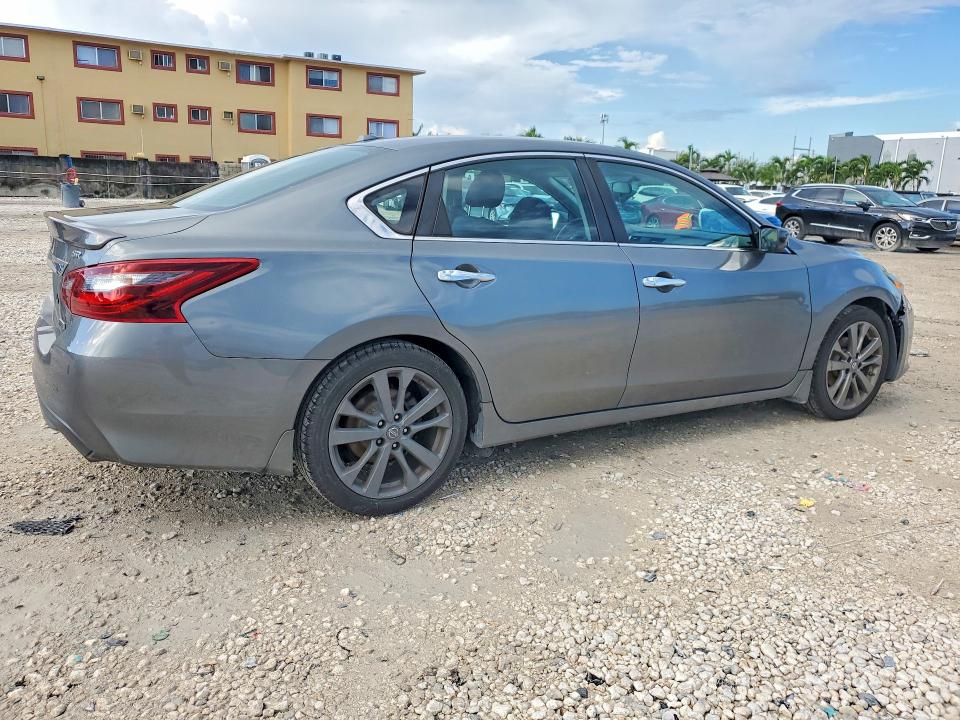 2018 Nissan Altima მანქანა იყიდება აუქციონზე, vin: 1N4AL3AP1JC135082, აუქციონის ნომერი: 67635846