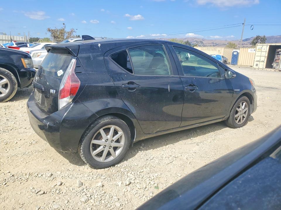Продаж на аукціоні авто 2015 Toyota Prius C, vin: JTDKDTB38F1097795, номер лоту: 69641176