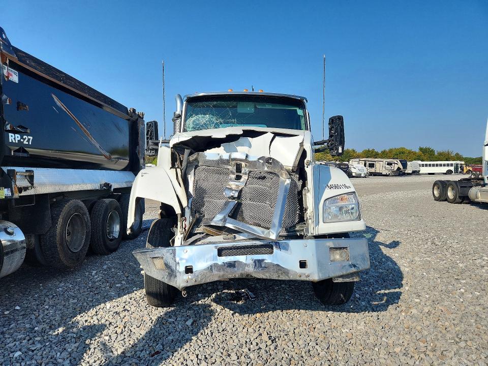 2025 Kenworth T880 მანქანა იყიდება აუქციონზე, vin: 1XKZDP9X7SJ183676, აუქციონის ნომერი: 64565116